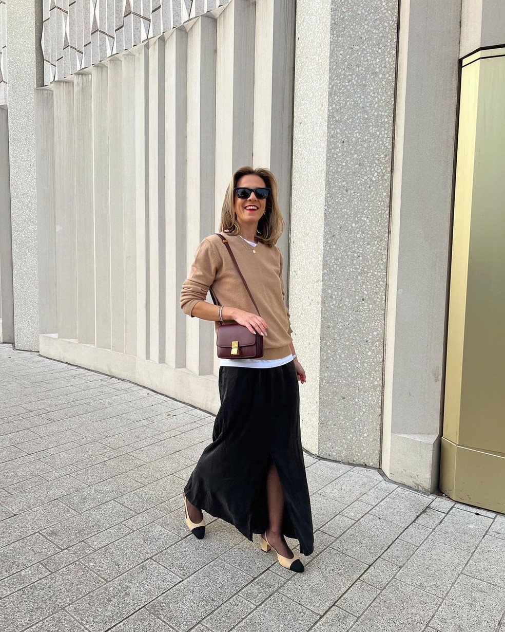 10 acessórios essenciais para elevar seu look com saia de cetim