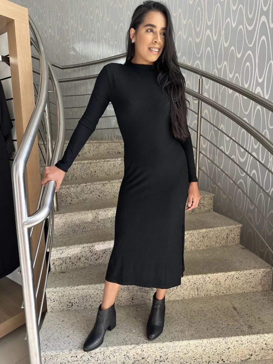 Transforme seu vestido de malha: 10 acessórios essenciais para looks incríveis