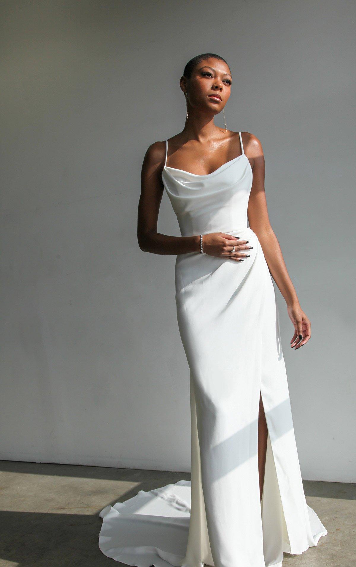 Além do Vestido: Opções de Looks Modernos para Noivas no Cartório