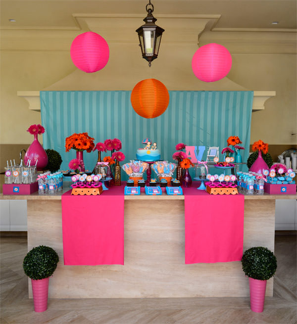 looks para uma festa na piscina