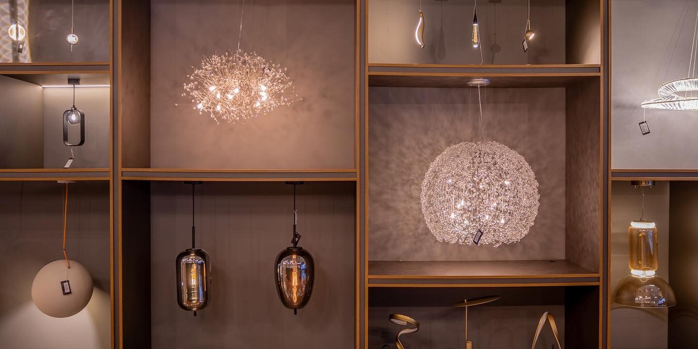 lustre de cristal vs lustre de acrílico qual escolher