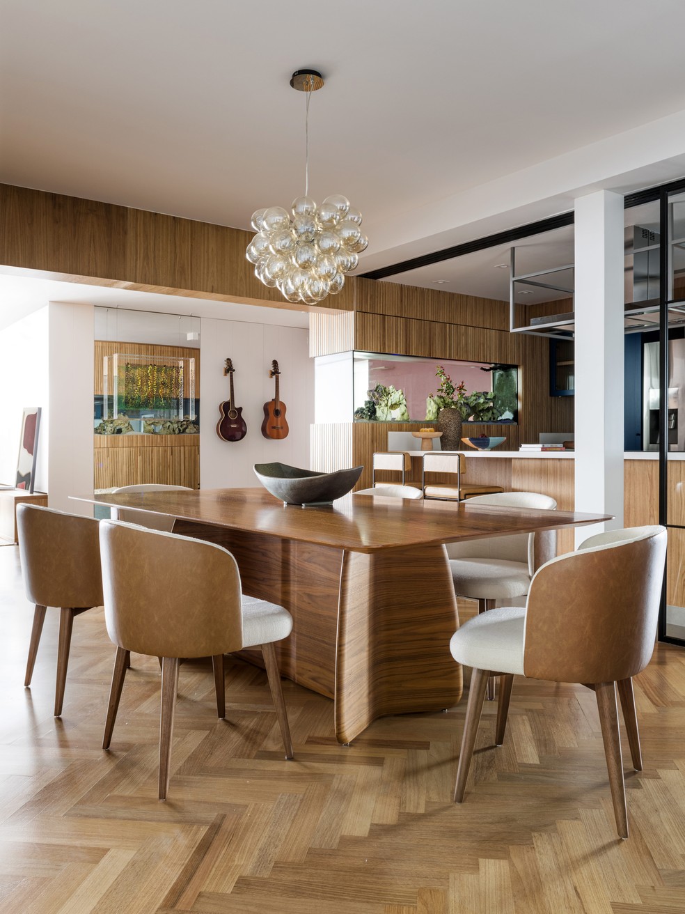 como limpar lustre de cristal em casa