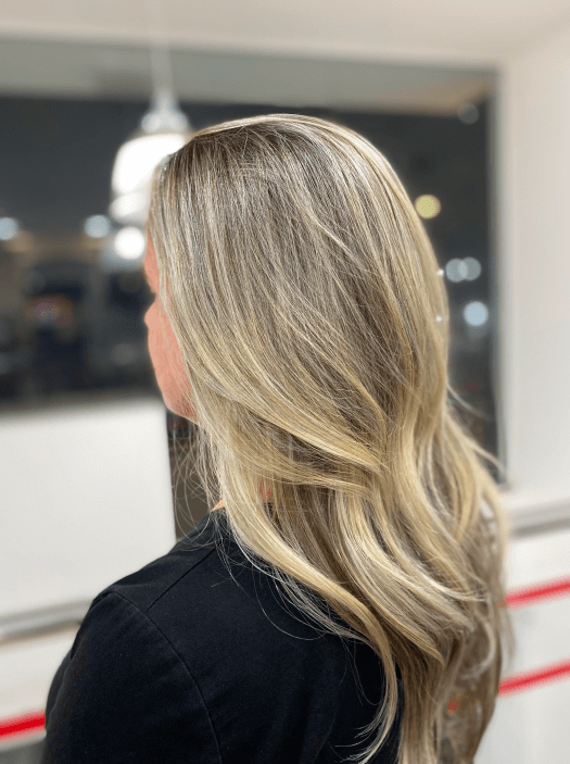 5 Títulos para Posts sobre Luzes Douradas:
1. Luzes Douradas: O Guia Completo para Iluminar Seu Visual
2. Morena Iluminada Dourada: Transformação e Sofisticação
3. Loiro Mel Dourado: A Cor Perfeita para um Look Radiante
4. Cuidados Essenciais para Manter Suas Luzes Douradas Sempre Perfeitas
5. Luzes Douradas vs. Outras Técnicas: Qual Escolher?