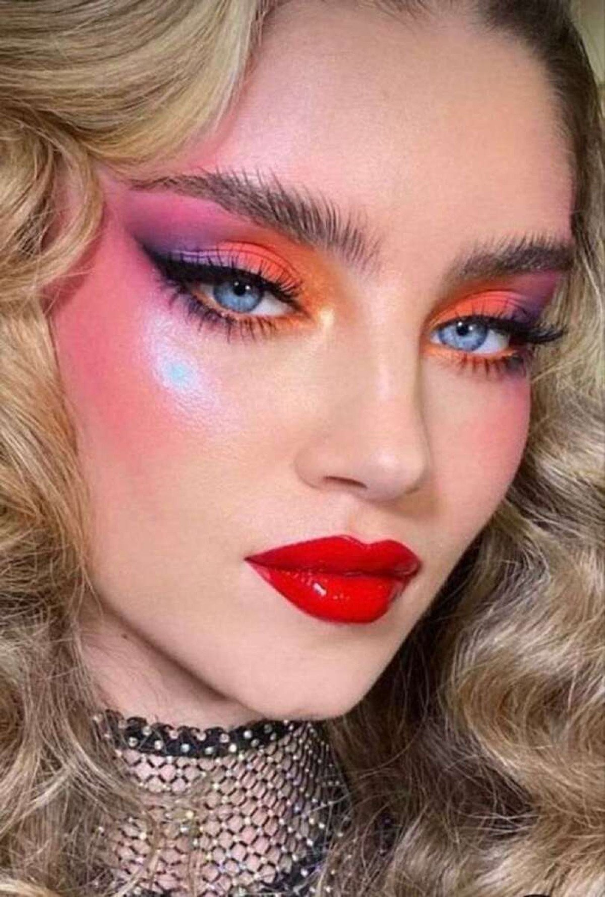 erros comuns maquiagem anos 80 iniciantes