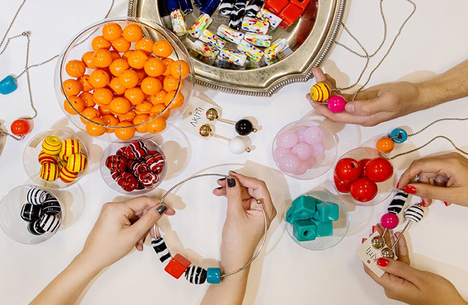 Conheça os Designers Brasileiros que Estão Reinventando a Joalheria