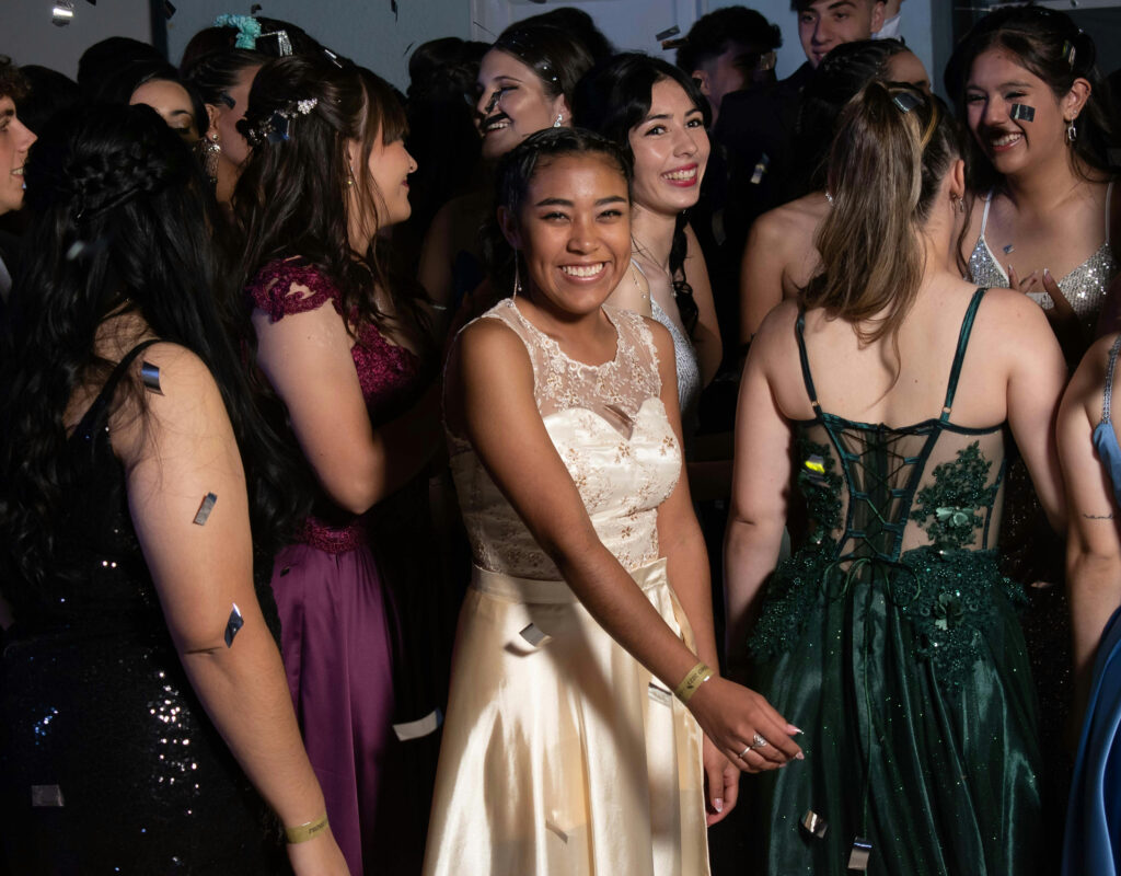 5 ideias de títulos:
1. Mardan Formaturas: O que você precisa saber antes de contratar.
2. Análise Completa: Reputação e Histórico da Mardan Formaturas.
3. Problemas Comuns com a Mardan Formaturas: Guia para Solução.
4. Mardan Formaturas em Londrina: Avaliações e Dicas.
5. Processos Judiciais e Reclamações: O Lado Oculto da Mardan Formaturas.