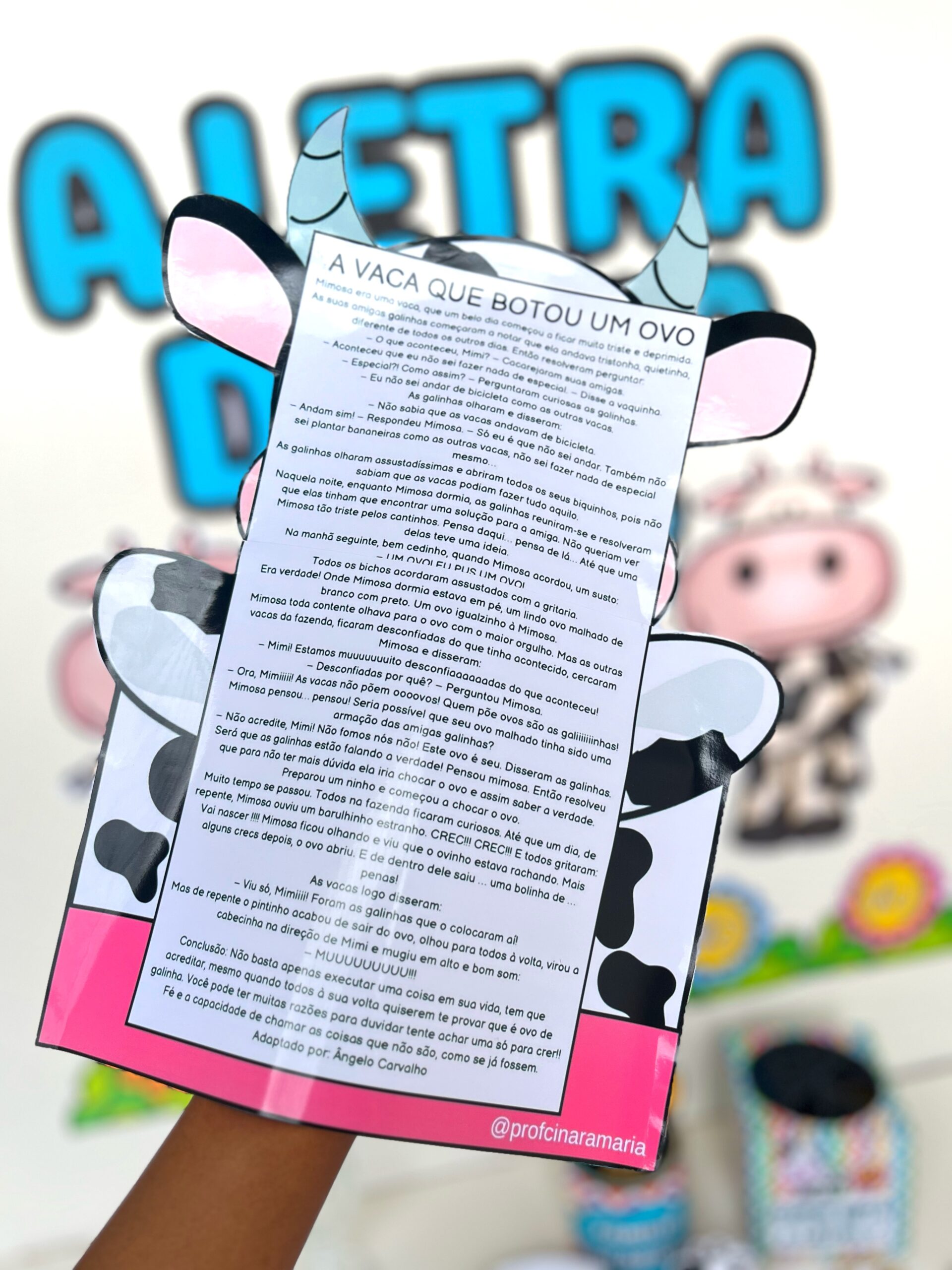 material escolar com a letra v