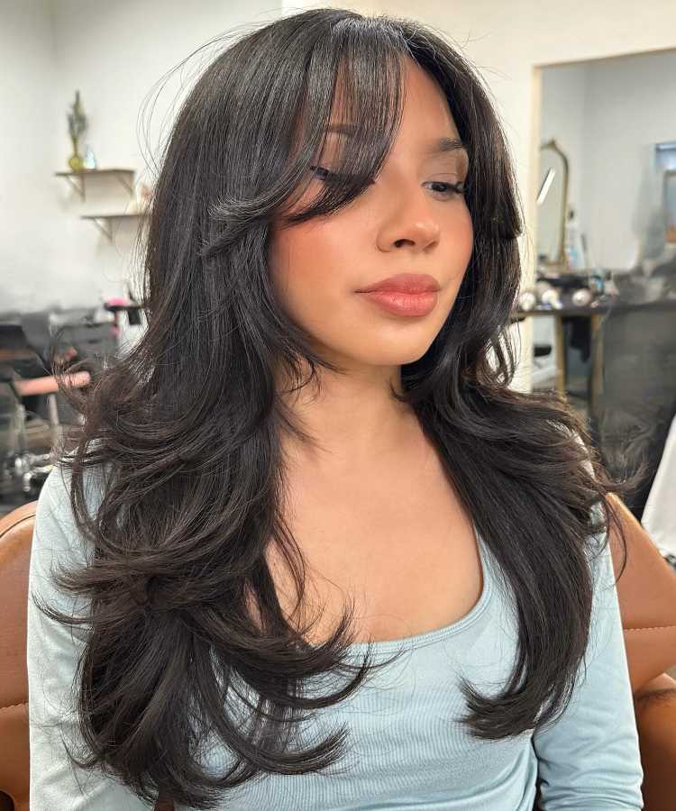 cortes de cabelo medio repicado com franja fotos