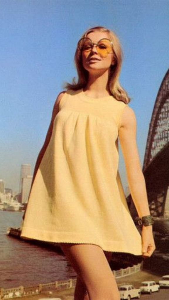 maquiagem e cabelo anos 60 para festa