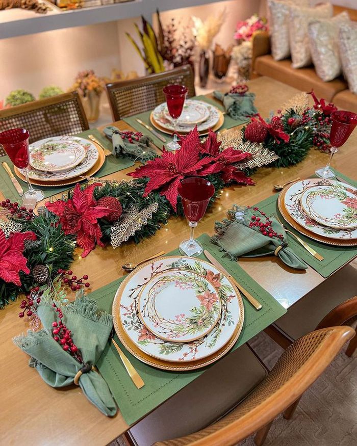 mesa posta natal clássica