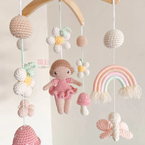 Segurança em Primeiro Lugar: O Que Saber Antes de Comprar um Móbile de Berço