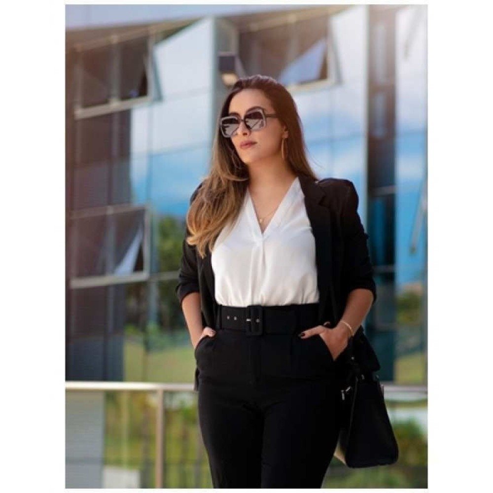 A importância dos acessórios na imagem profissional da advogada