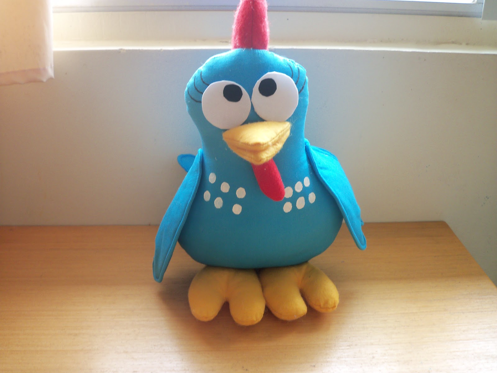 Decoração de Festa Infantil com Personagens da Galinha Pintadinha em Feltro