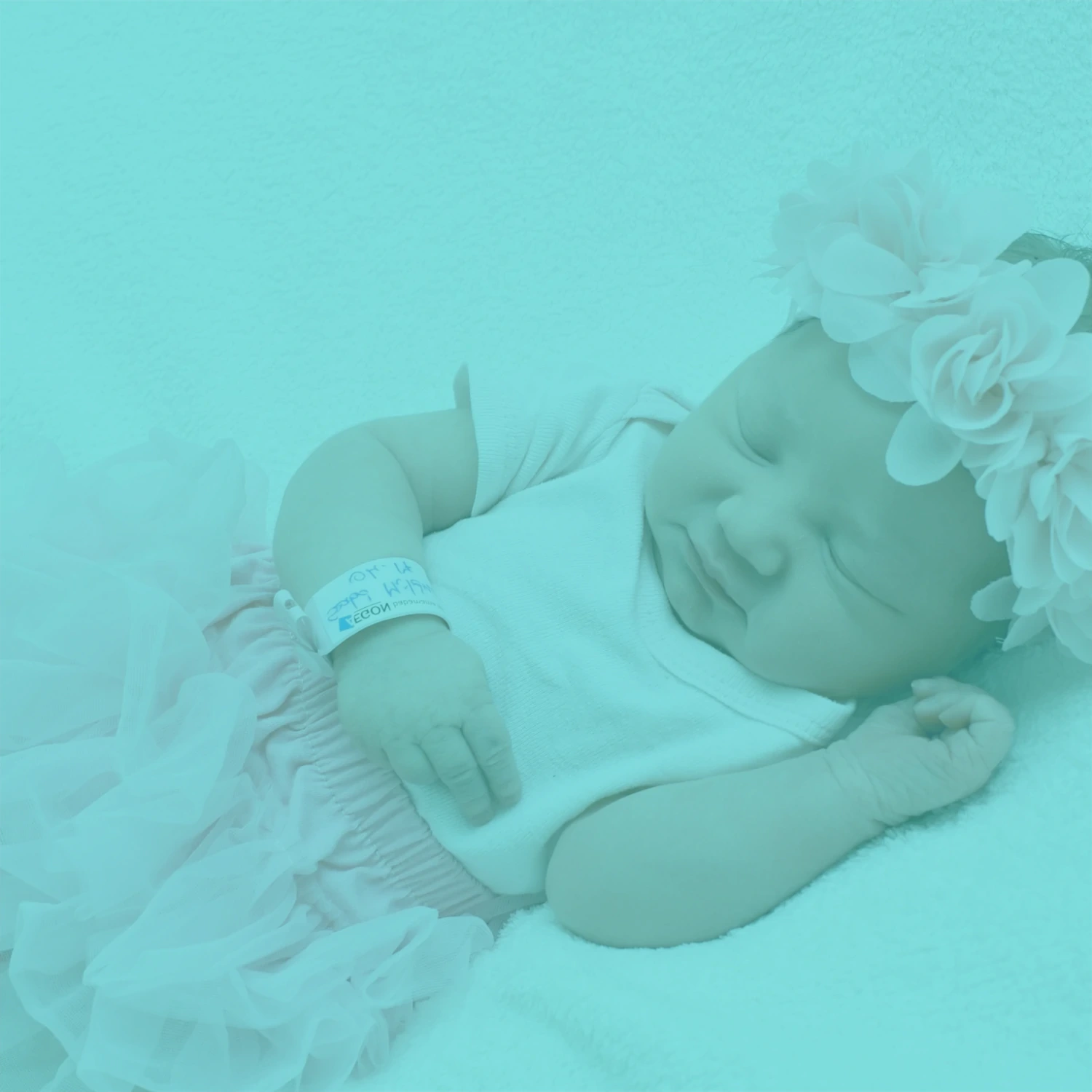 nomes de bebe feminino com m curtos e modernos