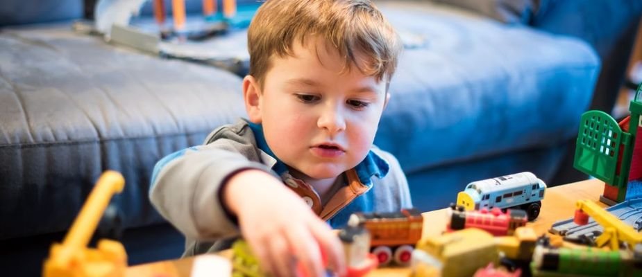 nomes com r vs nomes com s para meninos