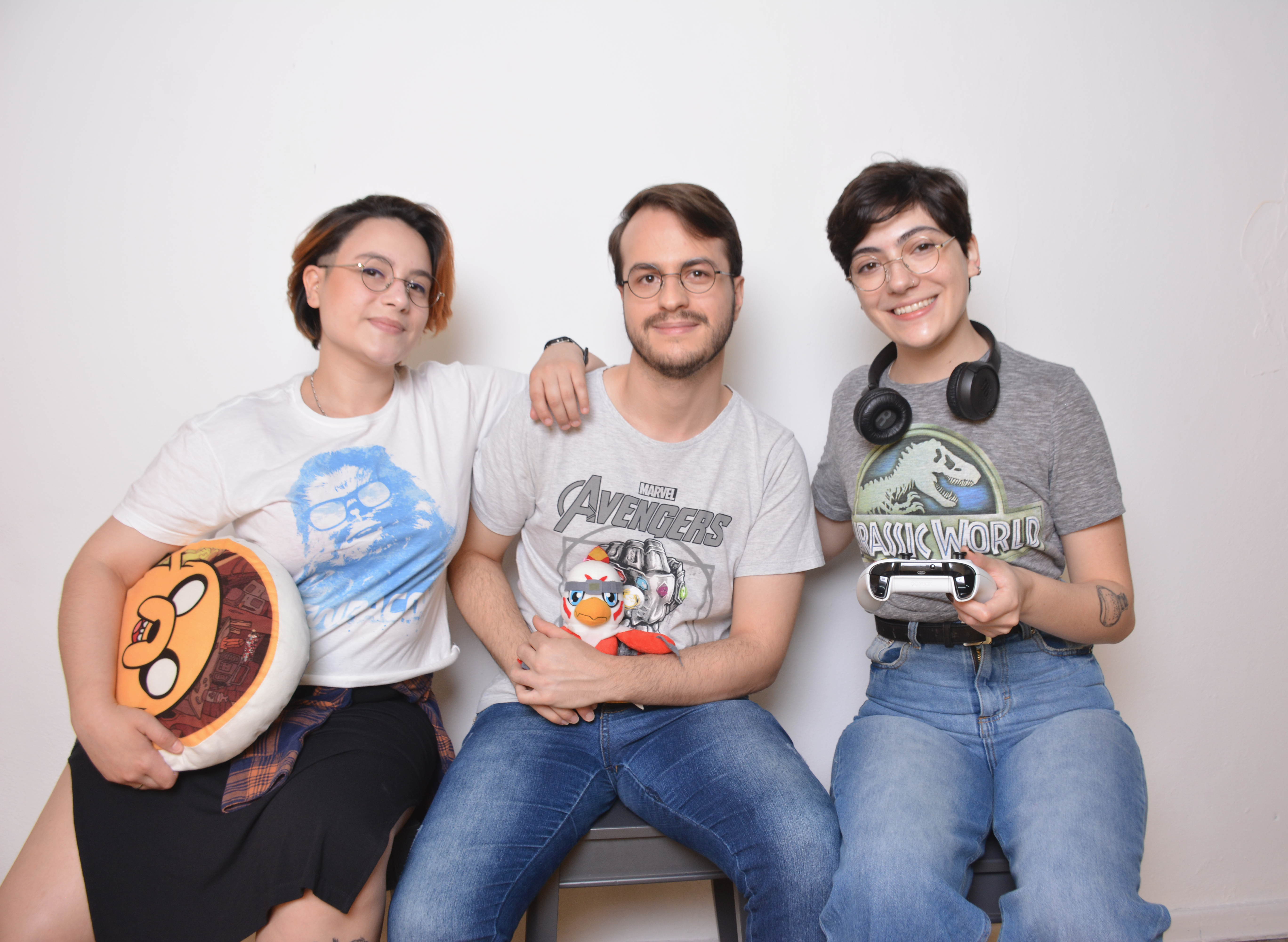 5 ideias de títulos:
1. Guia Completo: Como Escolher os Óculos Geek Perfeitos para o Seu Estilo
2. Óculos Geek: A Tendência que Une Retrô e Modernidade
3. Os Melhores Estilos de Óculos Geek para 2026: Oversized