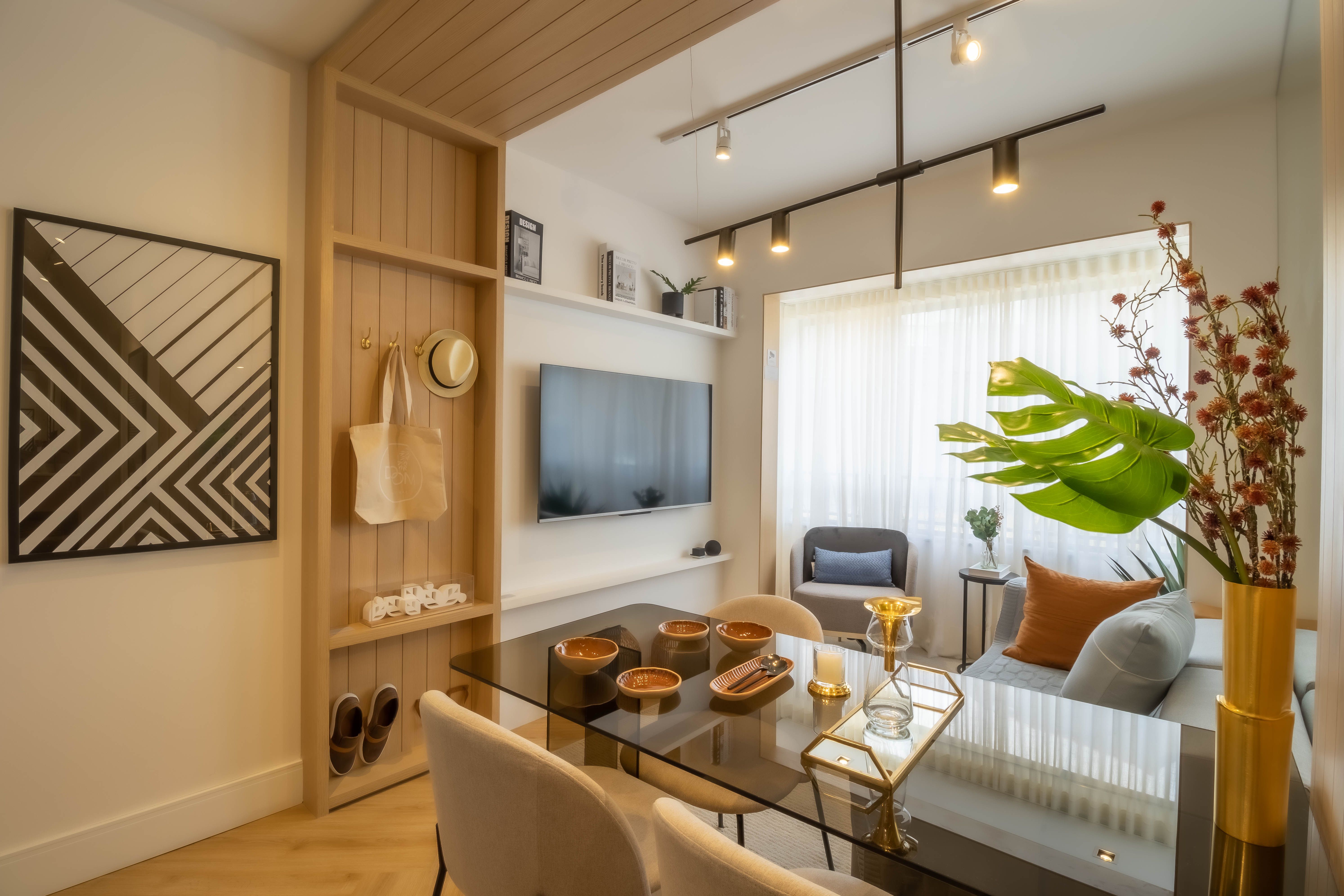 5 ideias de títulos:
1. Como Escolher Quadros para Apartamentos Pequenos: Guia Completo
2. Dicas de Decoração com Quadros para Otimizar Espaços Pequenos
3. Onde Comprar Quadros Online: Melhores Lojas para Apartamentos Compactos
4. Tendências em Quadros Decorativos para Salas Pequenas em 2024
5. Alternativas Criativas para Decorar Paredes em Espaços Reduzidos