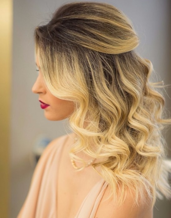 Penteado semi preso estilo moicano/topete