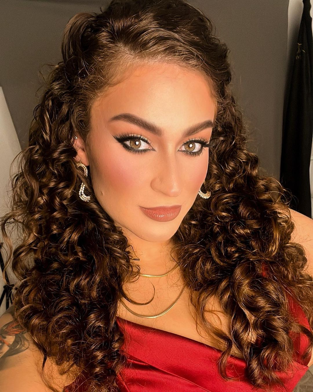 Penteados de Madrinha: Clássicos vs. Modernos