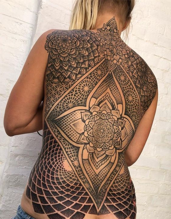 tatuagem catrina realismo vs pontilhismo preço