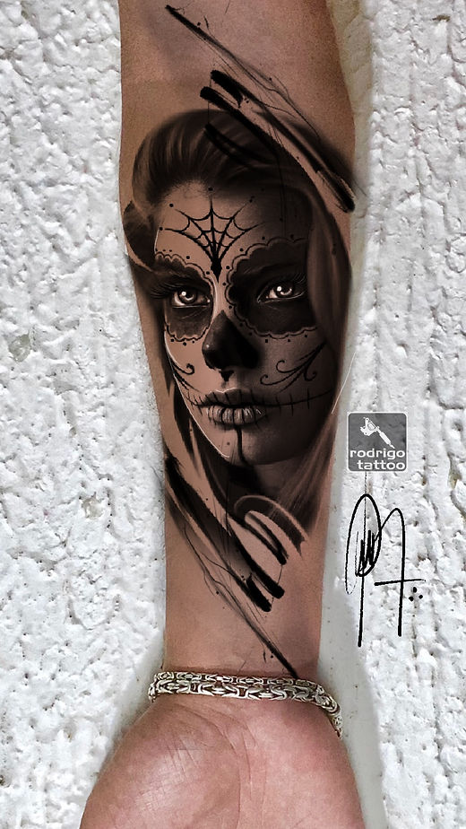 preço tatuagem catrina grande nas costas
