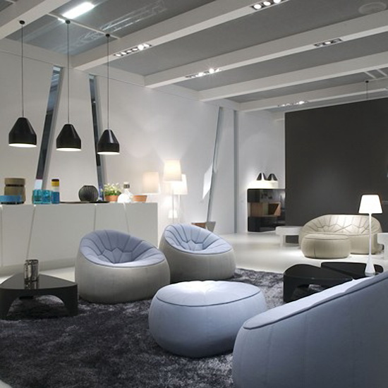 Tendências em puffs de luxo para uma decoração sofisticada