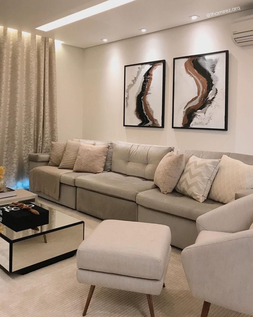 como usar um puff redondo de veludo na decoração
