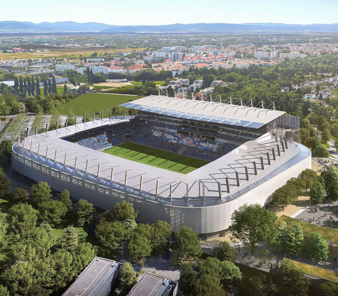 reforma de campo de futebol