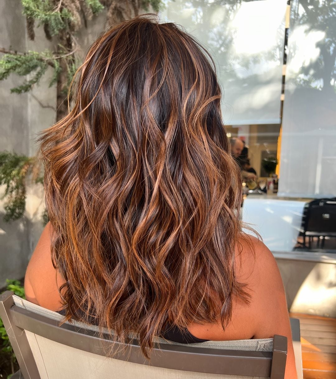 ideias morena iluminada cobre raiz esfumada