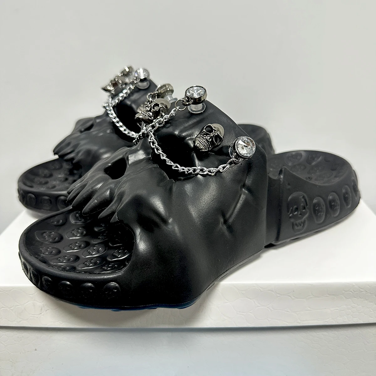 Sapatilhas Aquáticas de Caveira: Conforto e Estilo para Aventuras