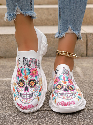 Guia Completo: Como Usar Sapatilhas de Caveira no Dia a Dia