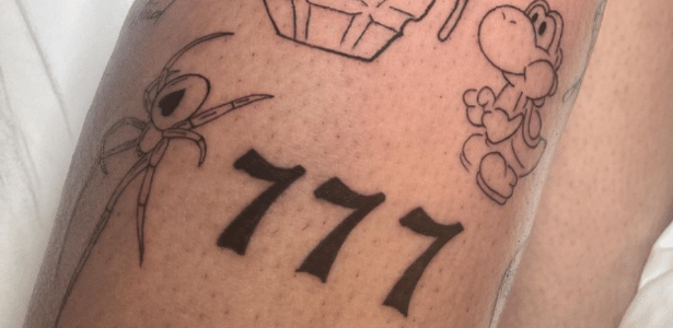 ideias tatuagem 777 proteção espiritual