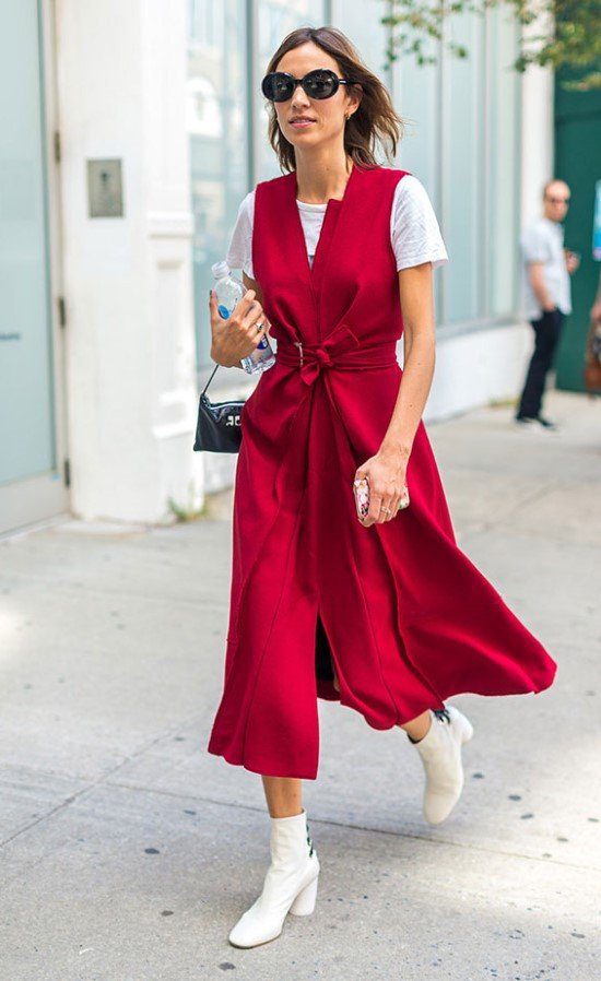 5 maneiras de usar vestido com camisa: Guia Completo; Vestido com Camisa: A Combinação Perfeita para Todas as Estações; 3 Truques de Estilo para Usar Vestido com Camisa; Como Transformar seu Guarda-Roupa com a Tendência Vestido + Camisa; Dicas Essenciais: Vestido com Camisa para um Look Moderno e Chique