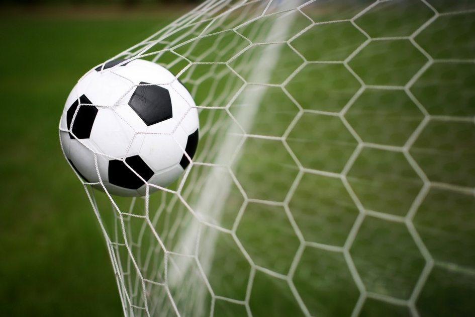 Sonhos e Espiritualidade: A Conexão Entre Sonhar com Futebol e o Mundo Interior