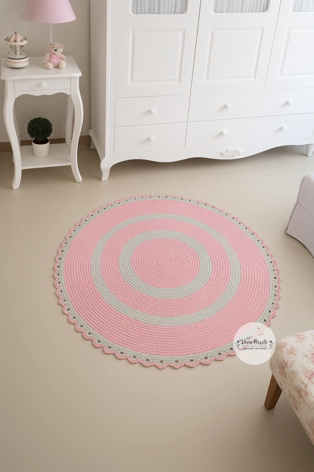 Cuidado e Manutenção: Dicas para Lavar e Conservar Seu Tapete de Crochê