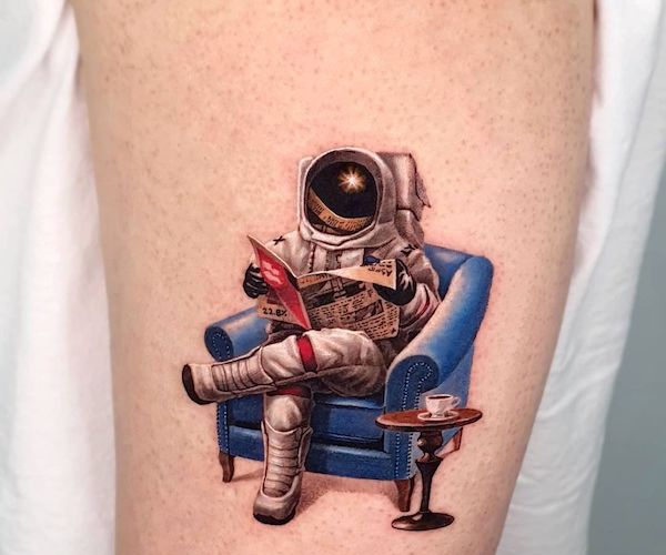 5 ideias de títulos para posts sobre tatuagem de astronauta:
1. Tatuagem de Astronauta: Desvendando os Significados Cósmicos
2. Do Espaço para a Pele: A Jornada da Tatuagem de Astronauta
3. Astronauta na Pele: Símbolos de Liberdade e Exploração
4. Tatuagem de Astronauta: Inspirações e Estilos para sua Arte
5. O Universo na Pele: O Que Significa uma Tatuagem de Astronauta?
