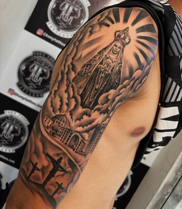 tatuagem nossa senhora aparecida estilo aquarela