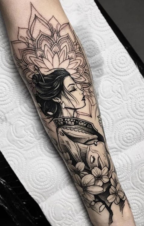 tatuagem sombreada ou traço fino braço feminino