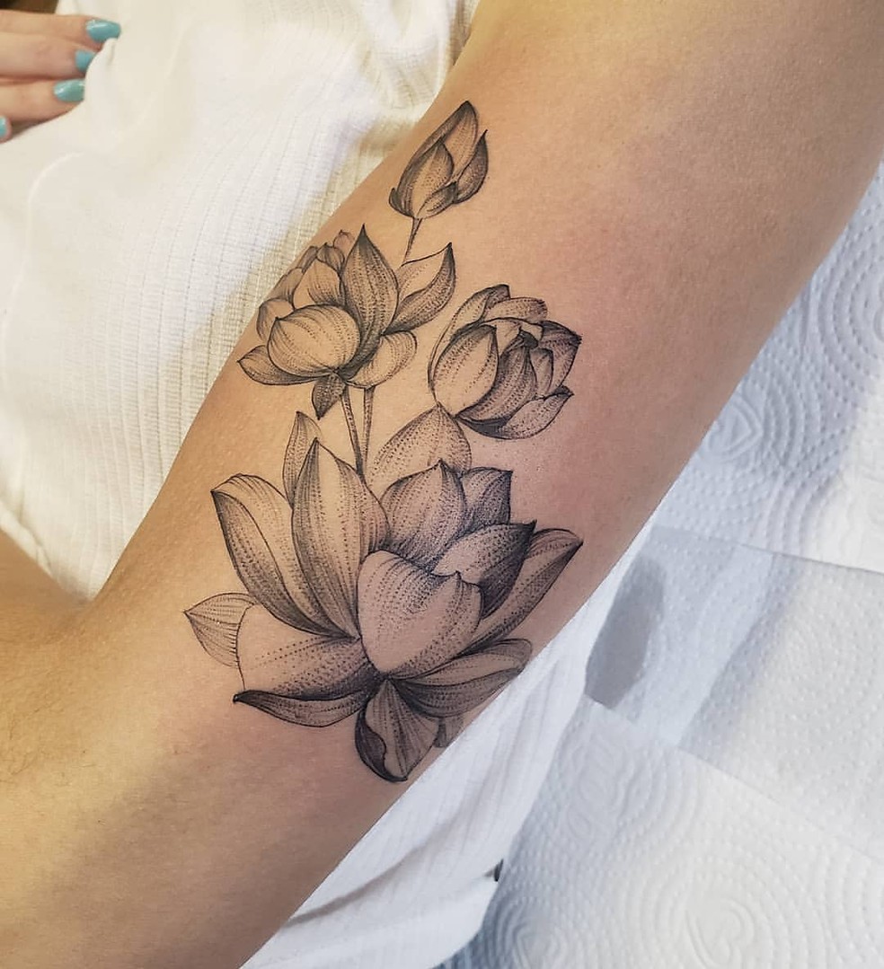 melhores ideias de tatuagem feminina delicada para 2024