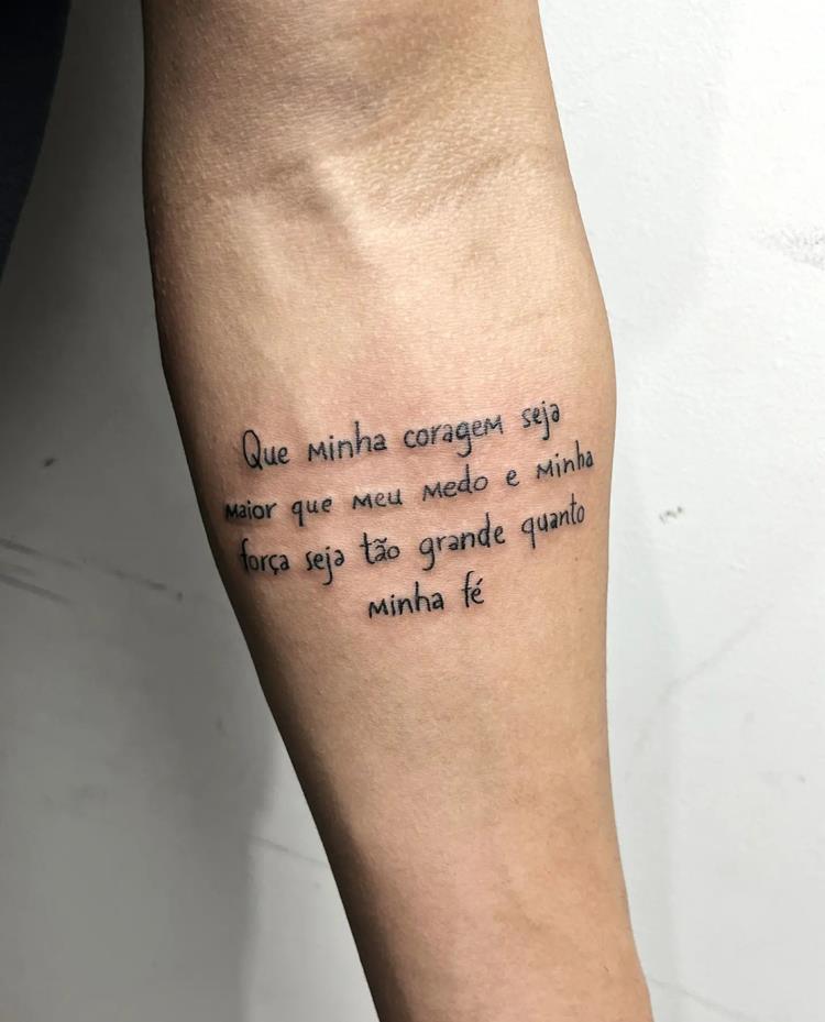 quanto custa tatuagem frase feminina
