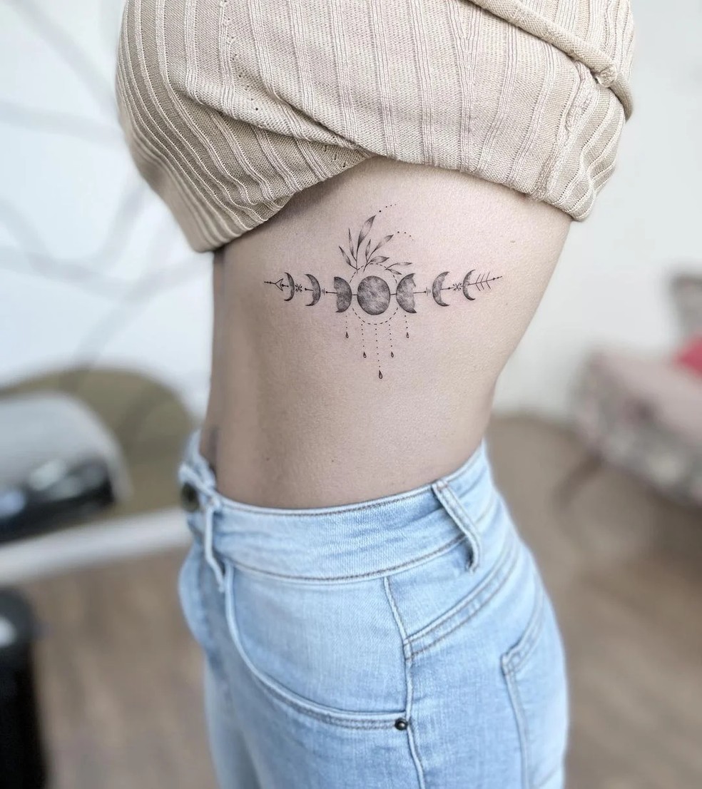 ideias de tatuagem intensa para mulheres