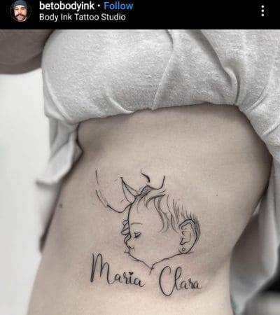 tatuagem de nome de filha pequena