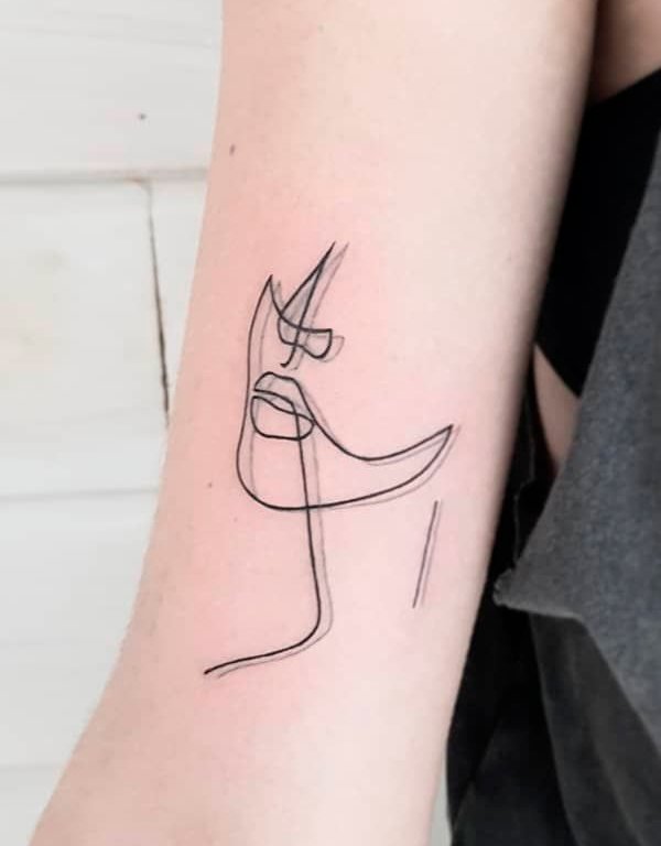 tatuagem fineline vs minimalista qual escolher