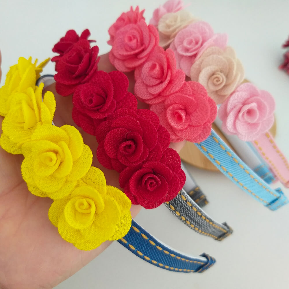 Personalize Sua Tiara de Flor de Feltro: Acabamentos e Temas Criativos