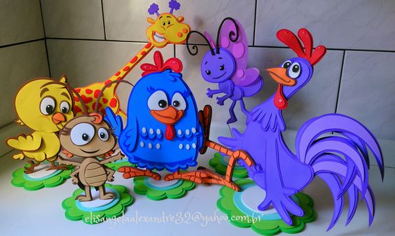 Inspirações de Painéis da Galinha Pintadinha em EVA para Aniversários