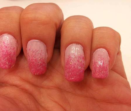 ideias unhas pink ombré glitter para festas