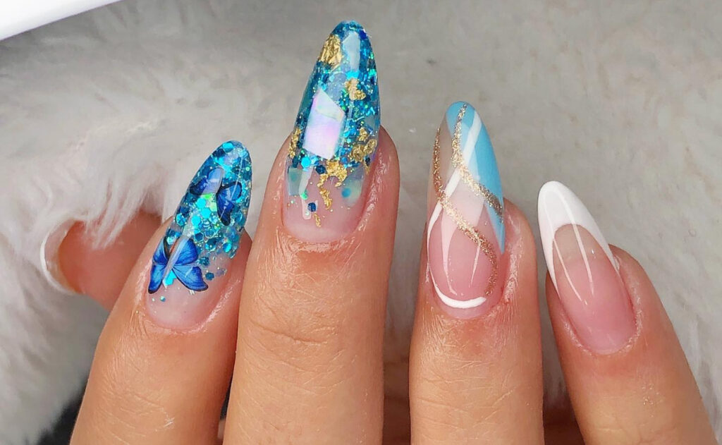 inspiração unha de gel decorada minimalista