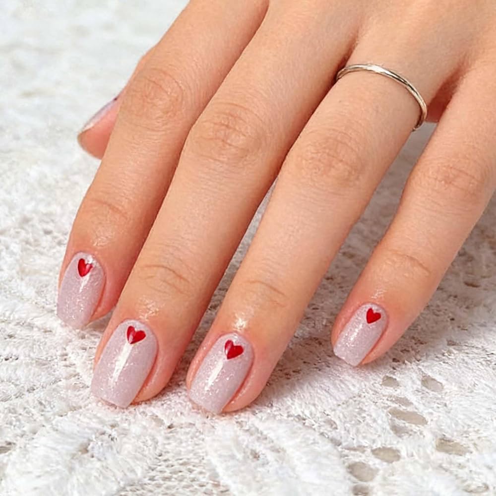 como fazer micro corações em unha gel vermelha
