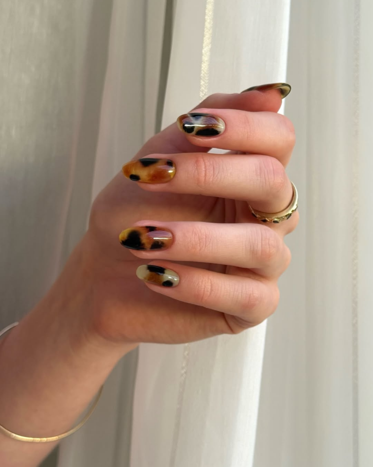 preço unha marrom decorada pronta