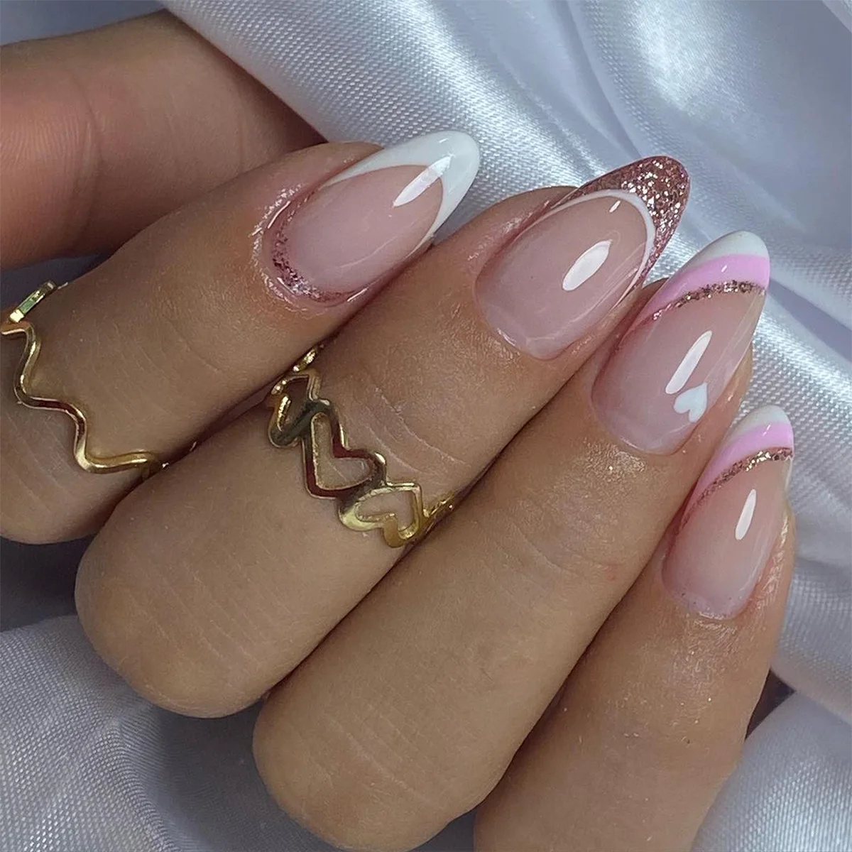 quanto custa fazer unhas almond em salão